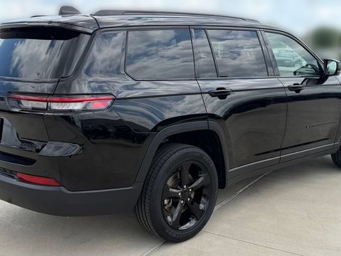 Certified 2023 Jeep Grand Cherokee L Laredo AWD/4WD image 6