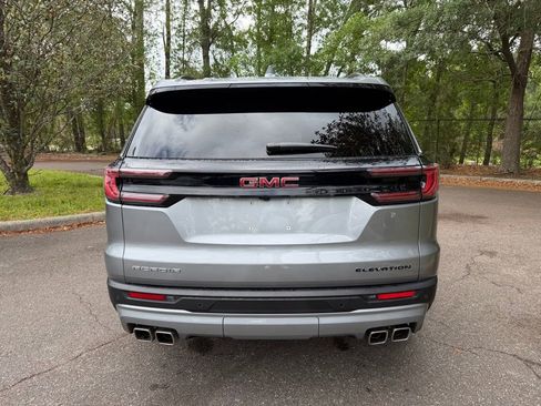 Used 2025 GMC Acadia Elevation image 5