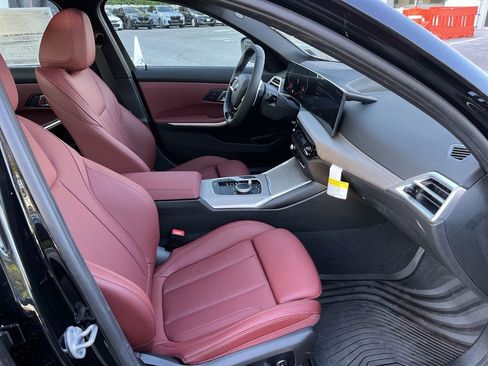 New 2025 BMW 330i xDrive Sedan w/ Convenience Package image 25
