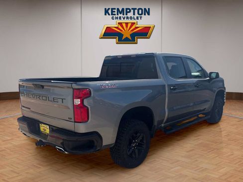 Used 2021 Chevrolet Silverado 1500 LT Trail Boss w/ Convenience Package II AWD/4WD image 6