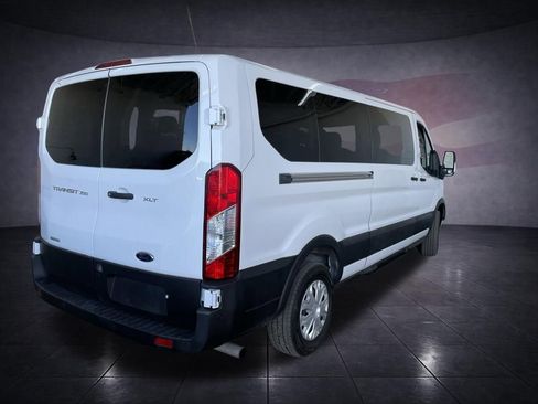 Used 2023 Ford Transit 350 XLT image 5