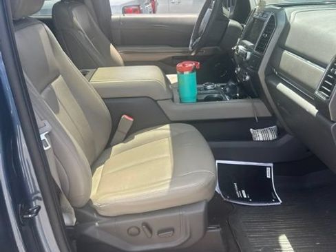 Used 2020 Ford Expedition XLT w/ Equipment Group 202A RWD image 4