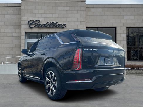 New 2025 Cadillac Escalade IQ Luxury 2 image 6