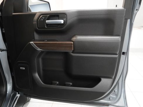 Used 2021 Chevrolet Silverado 1500 LT Trail Boss w/ Convenience Package II AWD/4WD image 36