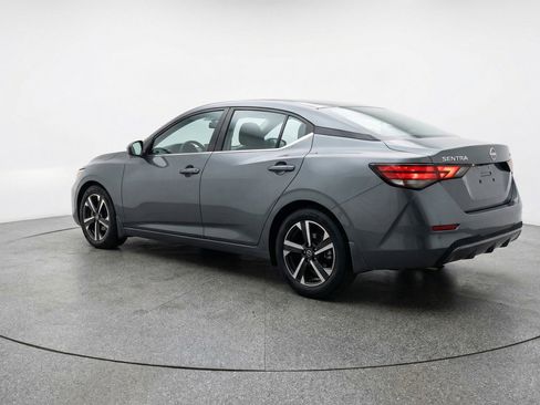 Used 2025 Nissan Sentra SV FWD image 6