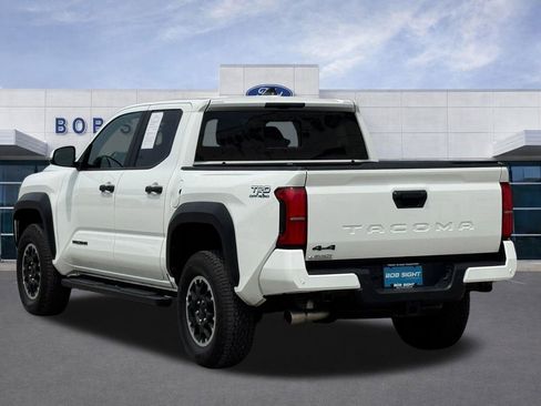 Used 2025 Toyota Tacoma TRD Off-Road w/ TRD Off Road Upgrade Package AWD/4WD image 37