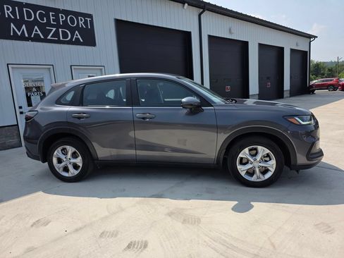 Used 2025 Honda HR-V LX image 5