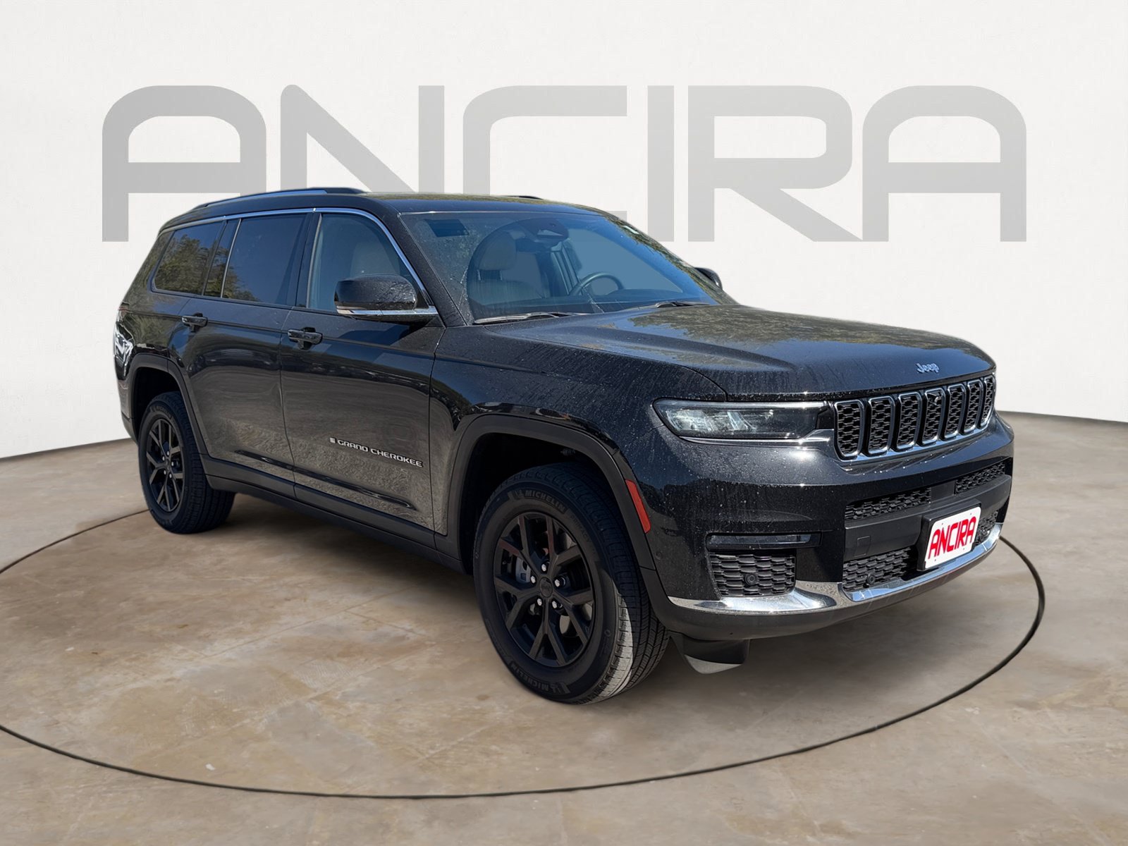 Used 2023 Jeep Grand Cherokee L Limited w/ Luxury Tech Group II AWD/4WD image 3