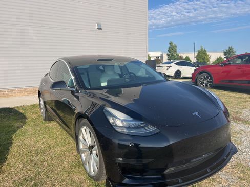 Used 2018 Tesla Model 3 Long Range AWD/4WD image 26