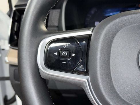 Certified 2025 Volvo XC90 T8 Plus w/ Protection Package Premier AWD/4WD image 31