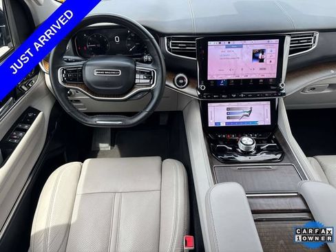 Used 2023 Jeep Grand Wagoneer 4WD image 15