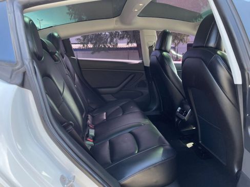 Used 2019 Tesla Model 3 Standard Range Plus RWD image 22
