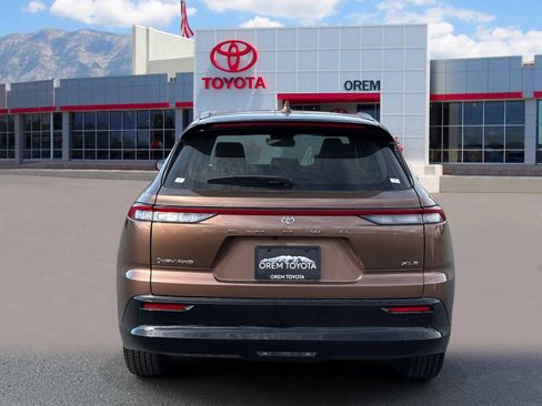 New 2026 Toyota Crown Signia image 4