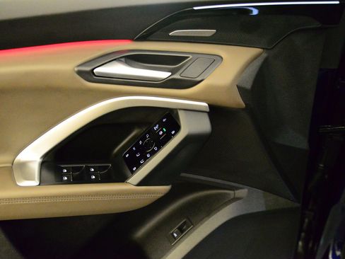 New 2025 Audi Q5 Premium Plus image 9