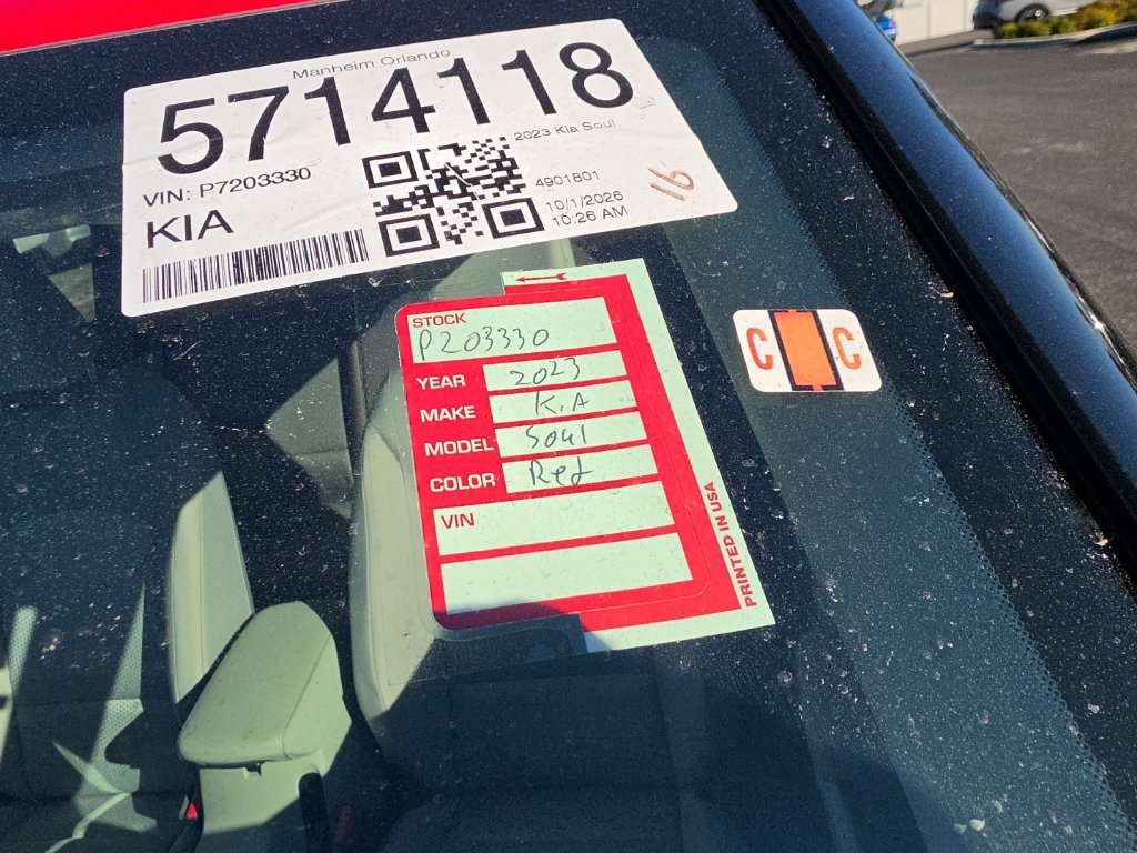 Certified 2023 Kia Soul S FWD image 11