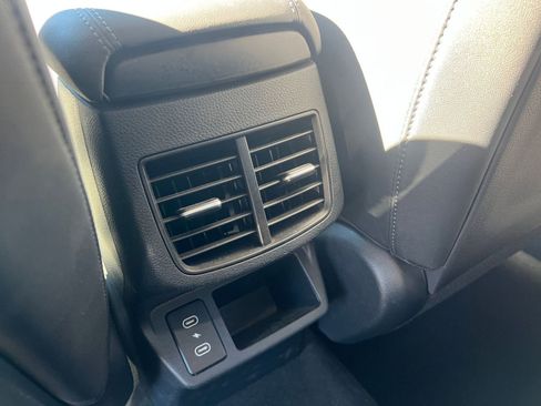 Used 2025 Kia Seltos S image 24