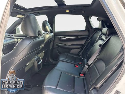Used 2025 INFINITI QX50 Sport AWD/4WD image 14