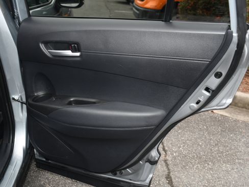 Certified 2024 Toyota Corolla Cross XSE image 20