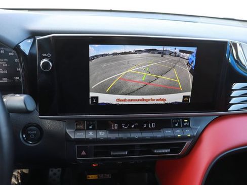 Used 2025 Toyota Camry XSE image 29