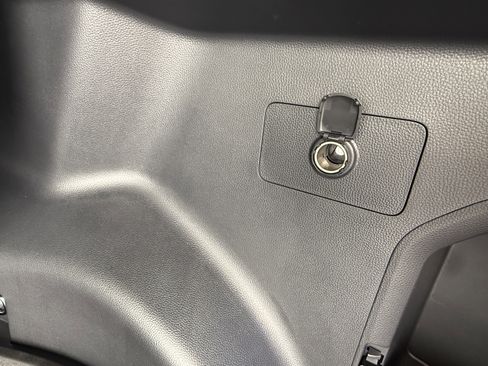 New 2026 Toyota RAV4 SE image 18