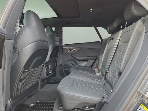 Used 2023 Audi SQ8 Premium Plus image 15
