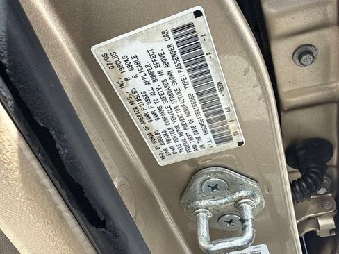 Used 2006 Honda Accord VP image 16