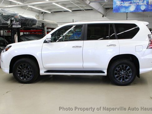 Used 2023 Lexus GX 460 Premium AWD/4WD image 3
