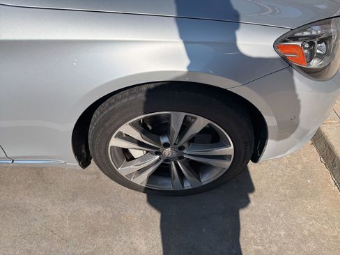 Used 2015 Mercedes-Benz S 550 4MATIC Sedan image 3