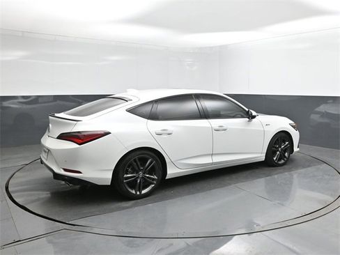 Used 2024 Acura Integra A-Spec image 11