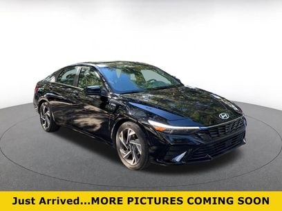 Used 2025 Hyundai Elantra SEL