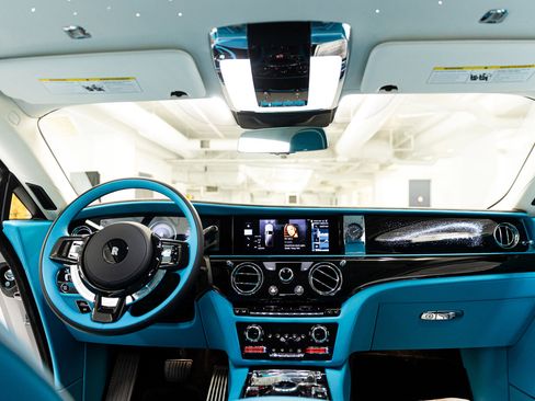 Certified 2024 Rolls-Royce Spectre w/ Spectre Launch Package image 36