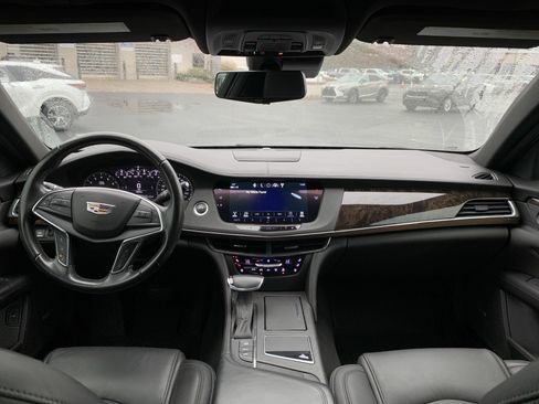 Used 2018 Cadillac CT6 Luxury image 30