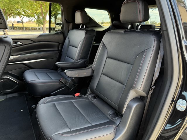 Used 2025 Chevrolet Traverse Z71 w/ Enhanced Driving Package AWD/4WD image 28