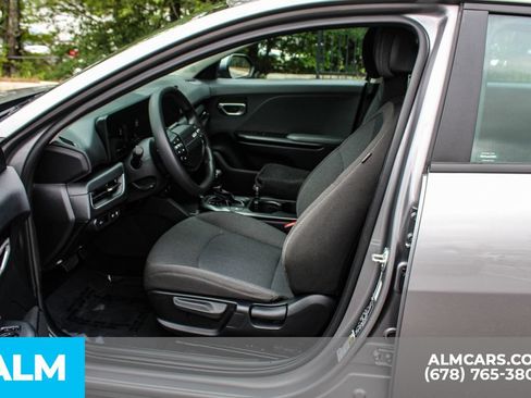 Used 2025 Kia K4 FWD image 17