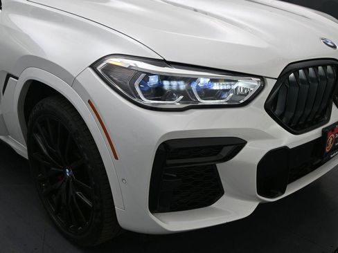 Used 2022 BMW X6 M50i w/ Executive Package AWD/4WD image 17