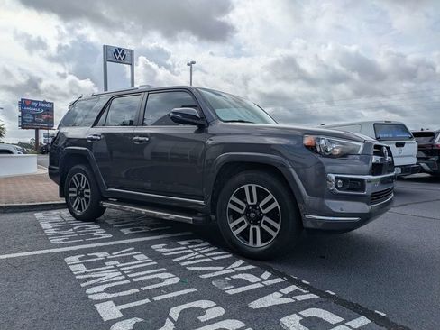 Used 2021 Toyota 4Runner Limited RWD image 3