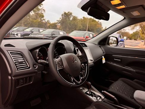 New 2026 Mitsubishi Outlander Sport LE AWD/4WD image 28