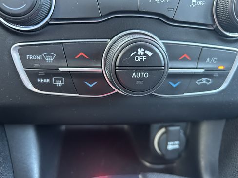 Used 2023 Dodge Charger GT RWD image 29