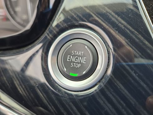 Certified 2023 Cadillac XT6 Premium Luxury w/ Technology Package image 21