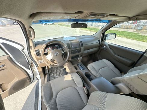 Used 2005 Nissan Frontier SE w/ (P01) Power Pkg image 17