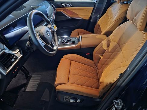 New 2026 BMW X5 sDrive40i w/ Climate Comfort Package RWD image 7