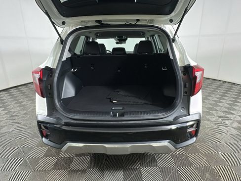 Used 2024 Kia Seltos S AWD/4WD image 32