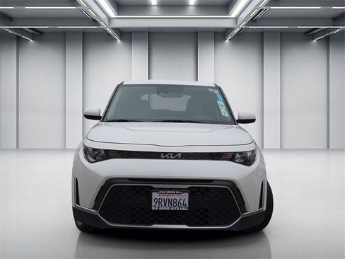 Certified 2023 Kia Soul LX w/ LX Technology Package image 2