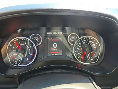 Used 2019 RAM 2500 Big Horn AWD/4WD image 25