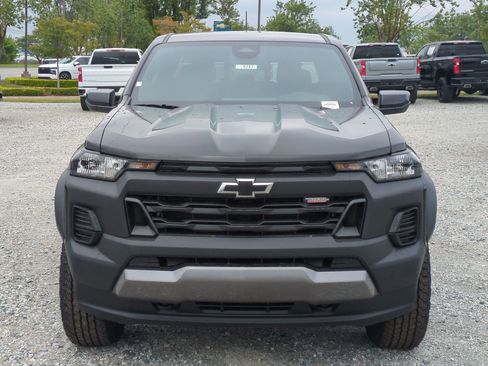 New 2026 Chevrolet Colorado Trail Boss AWD/4WD image 3