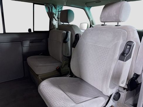 Used 2001 Volkswagen Eurovan MV image 26