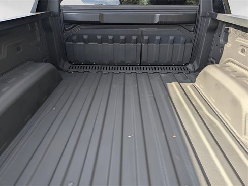 New 2025 GMC Sierra EV Denali image 6