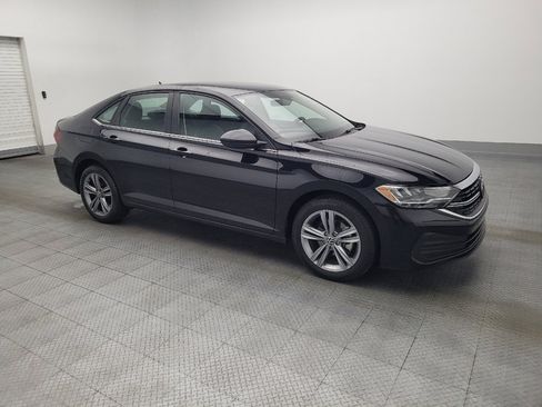 Used 2024 Volkswagen Jetta SE image 11