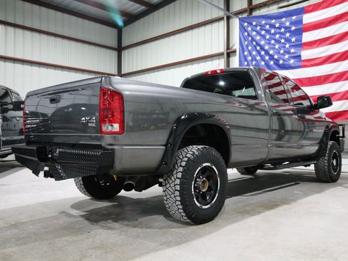 Used 2003 Dodge Ram 2500 Truck SLT image 11