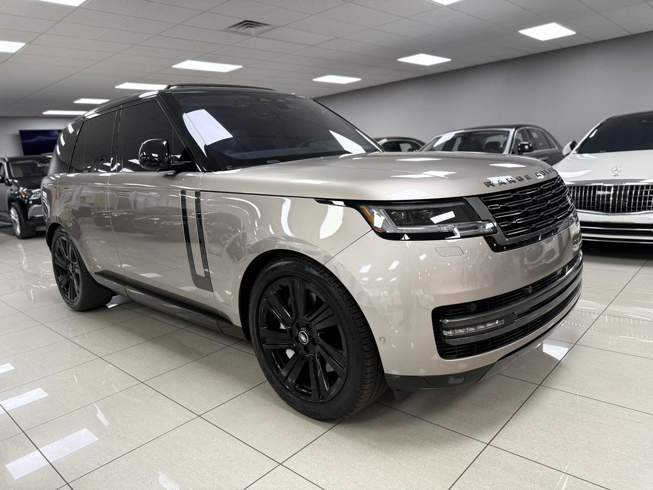 Used 2023 Land Rover Range Rover SE AWD/4WD image 55